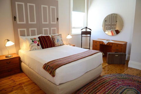 The Bank B&B West Wyalong - ACT Tourism 1