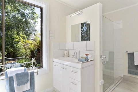 Birch Lane - ACT Tourism 29