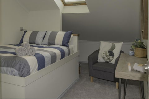 South Arm Luxury Loft - ACT Tourism 9