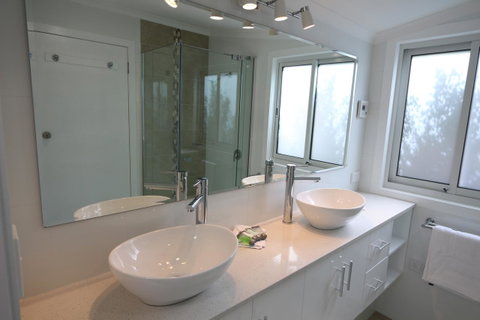Moonah Central Apartments - ACT Tourism 4