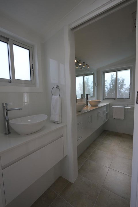 Moonah Central Apartments - ACT Tourism 2