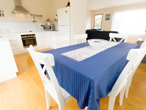 Catherine Lodge Farm Gate Cottages - ACT Tourism 18