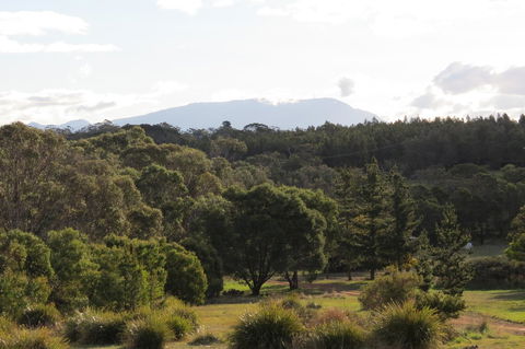 Catherine Lodge Farm Gate Cottages - ACT Tourism 21