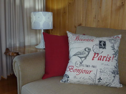 Hazelcreek Cottages - ACT Tourism 24