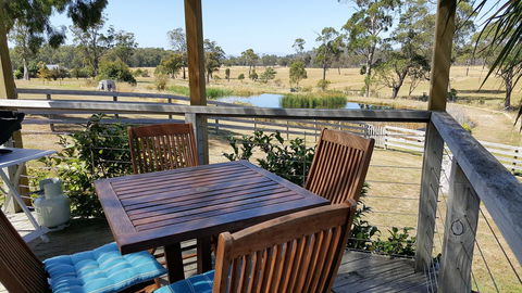 Hazelcreek Cottages - ACT Tourism 10