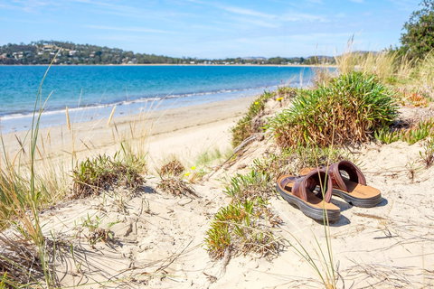 Aqua Beachfront! - ACT Tourism 8