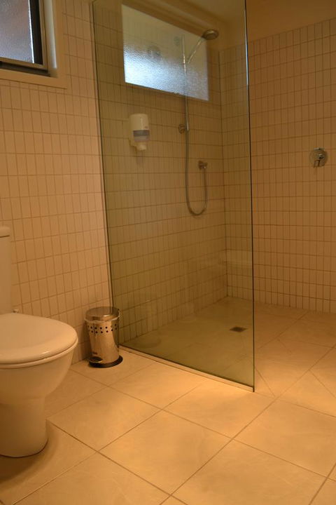 Lufra Hotel And Apartments - ACT Tourism 25