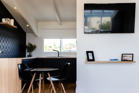 Litora Accommodation - ACT Tourism 11