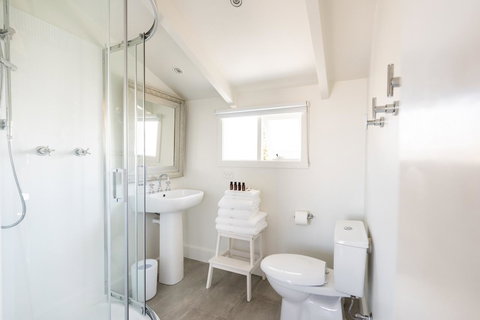 Litora Accommodation - ACT Tourism 12