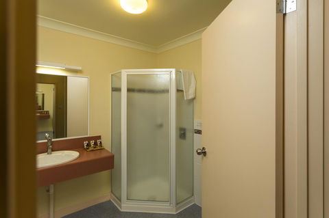 Panorama Hotel St Helens - ACT Tourism 4