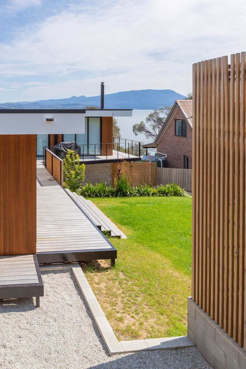 Blessington Beach Retreat - ACT Tourism 29