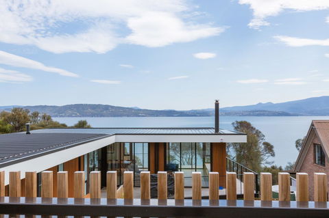Blessington Beach Retreat - ACT Tourism 40