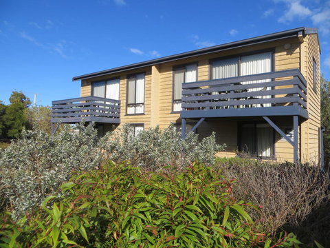 Orford Prosser Holiday Units - ACT Tourism 7