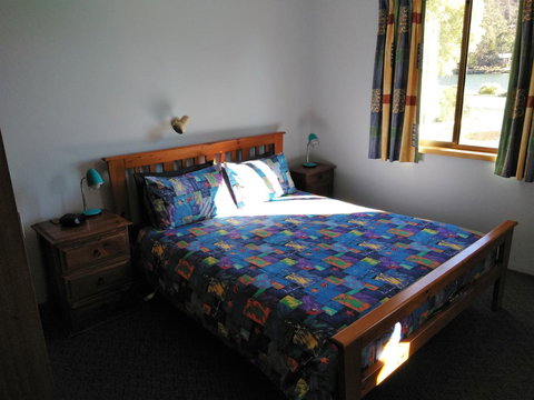Orford Prosser Holiday Units - ACT Tourism 17
