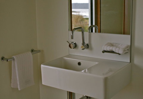 Cloudy Bay Beach House - ACT Tourism 20