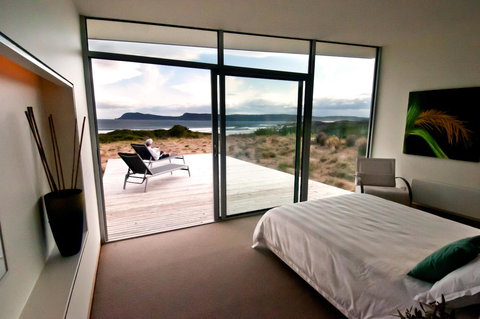 Cloudy Bay Beach House - ACT Tourism 22