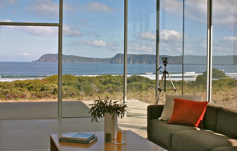 Cloudy Bay Beach House - ACT Tourism 10