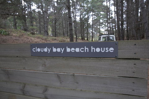 Cloudy Bay Beach House - ACT Tourism 4