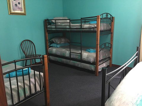 Blue Wren Bungalow - ACT Tourism 9