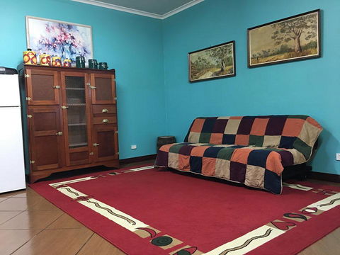 Blue Wren Bungalow - ACT Tourism 11