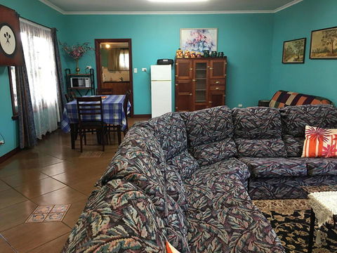 Blue Wren Bungalow - ACT Tourism 4