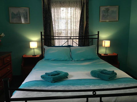 Blue Wren Bungalow - ACT Tourism 3