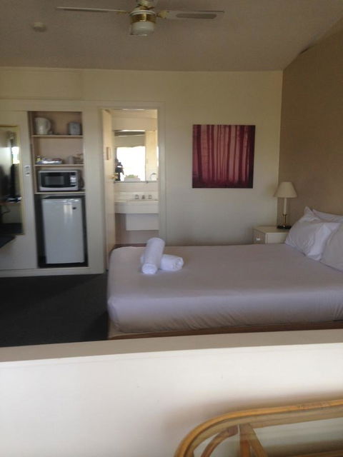 Abel Tasman Airport Motor Inn - ACT Tourism 8