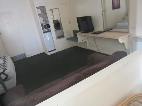 Abel Tasman Airport Motor Inn - ACT Tourism 24