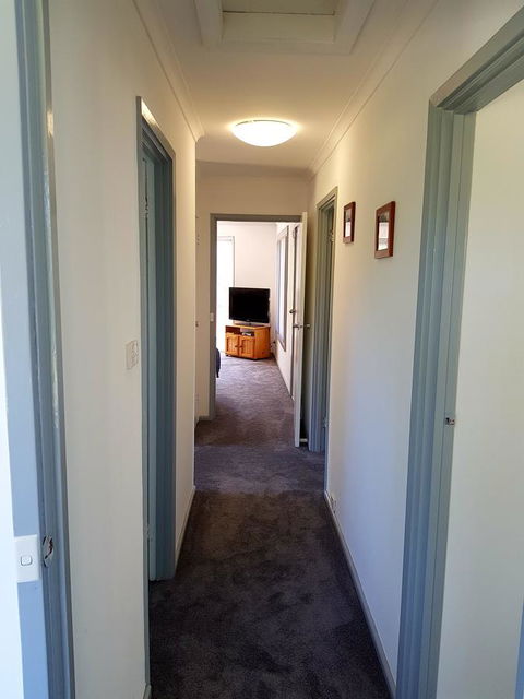 Regatta Point Tavern & Holiday Villas - ACT Tourism 30