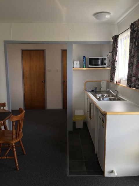 Regatta Point Tavern & Holiday Villas - ACT Tourism 15
