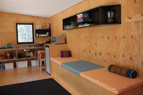 BAY OF FIRES ECO HUT Off Grid Experience At Binalong Bay - ACT Tourism 10