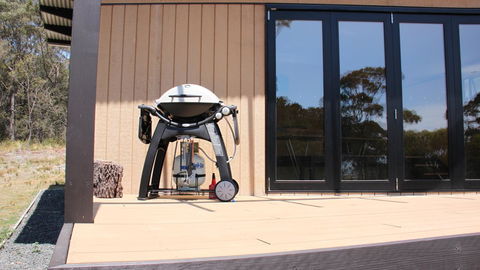 BAY OF FIRES ECO HUT Off Grid Experience At Binalong Bay - ACT Tourism 14