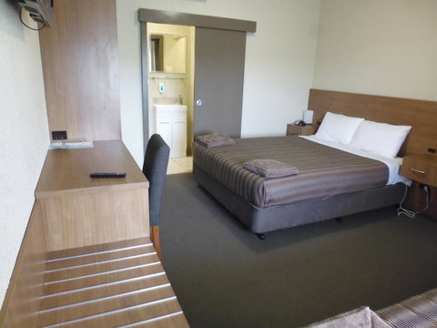 Seabrook Hotel - ACT Tourism 17