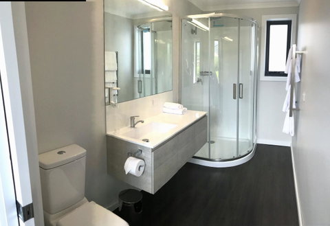 Seabrook Hotel - ACT Tourism 9