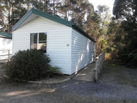 Strahan Beach Tourist Park - ACT Tourism 15