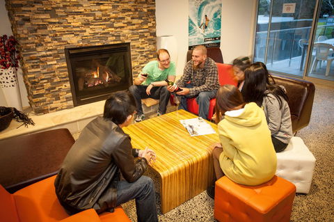 The Island Accommodation - ACT Tourism 12