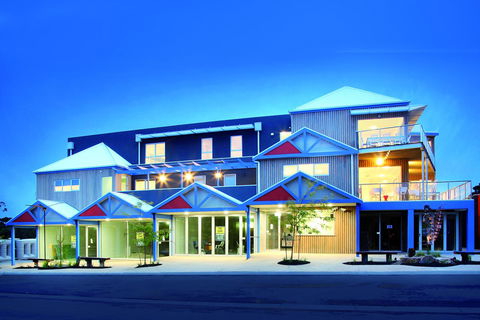 The Island Accommodation - ACT Tourism 34