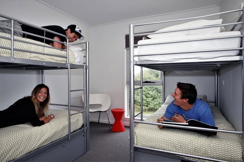 The Island Accommodation - ACT Tourism 17