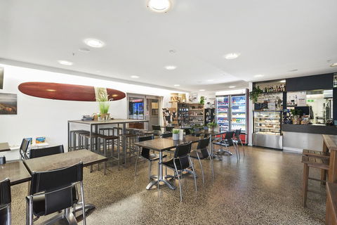 The Island Accommodation - ACT Tourism 29