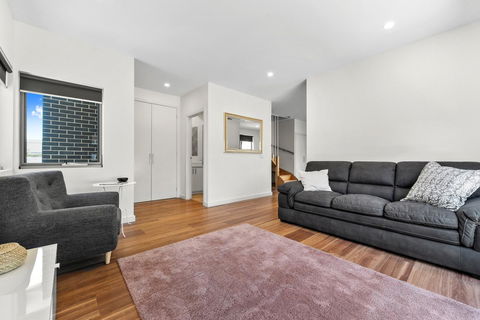Rosewater Townhouses Dromana - ACT Tourism 7