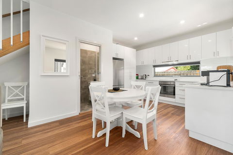 Rosewater Townhouses Dromana - ACT Tourism 16