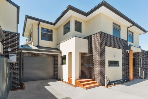 Rosewater Townhouses Dromana - ACT Tourism 15