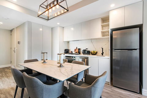 Manhattan Apartments - Notting Hill - ACT Tourism 14