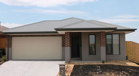 Atarhi Villas - Melbourne - ACT Tourism 0