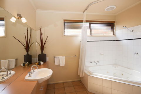 Lorne Surf Apartments - ACT Tourism 32