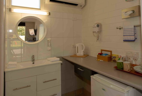 24HourCheck-In- Bridgewater Motel-Victoria-Australia - ACT Tourism 19