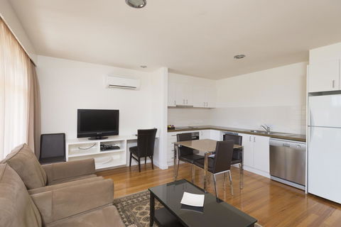 Port Campbell Parkview Motel & Apartments - ACT Tourism 4