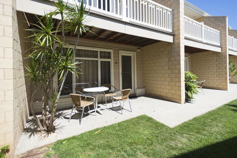 Port Campbell Parkview Motel & Apartments - ACT Tourism 22