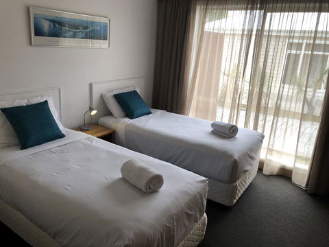 Port Campbell Parkview Motel & Apartments - ACT Tourism 13