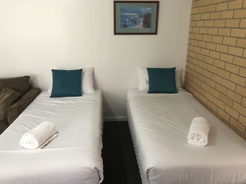 Port Campbell Parkview Motel & Apartments - ACT Tourism 6